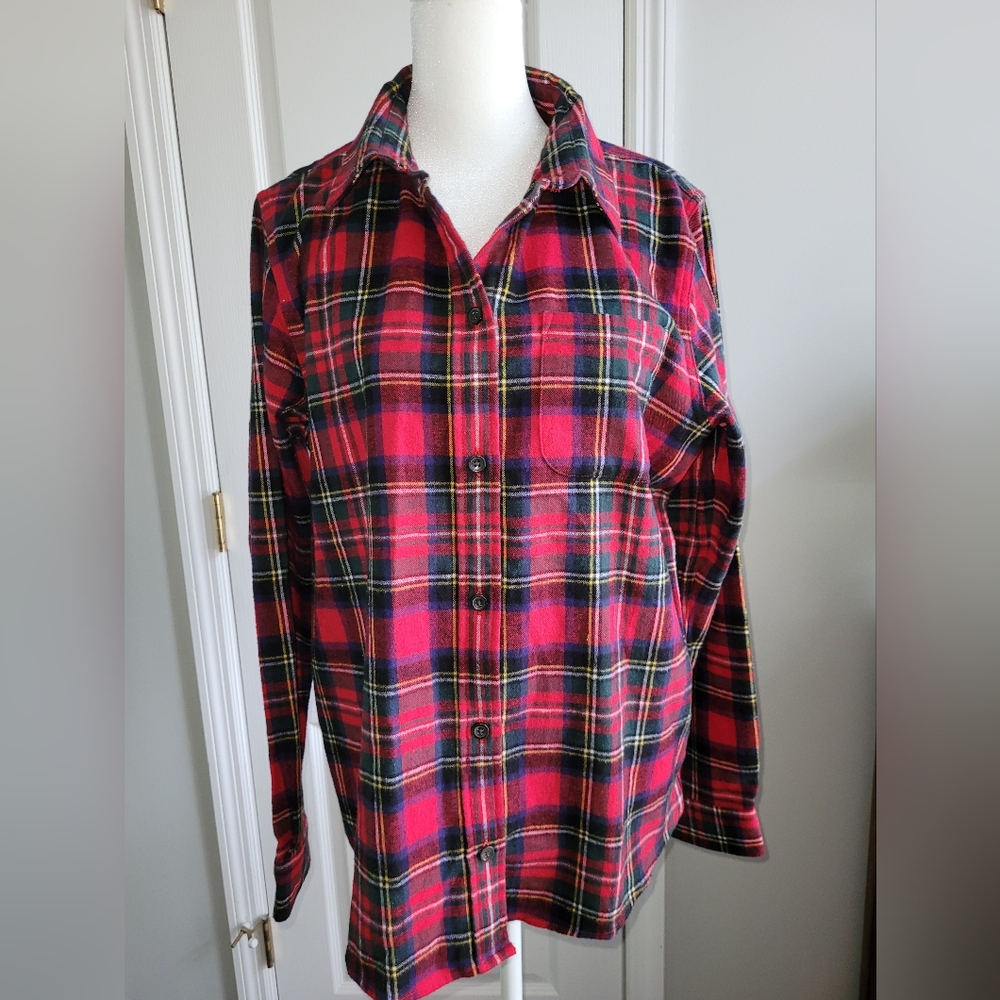 LL Bean Women's Flannel Red Plaid, SZ M, Relaxed Fit